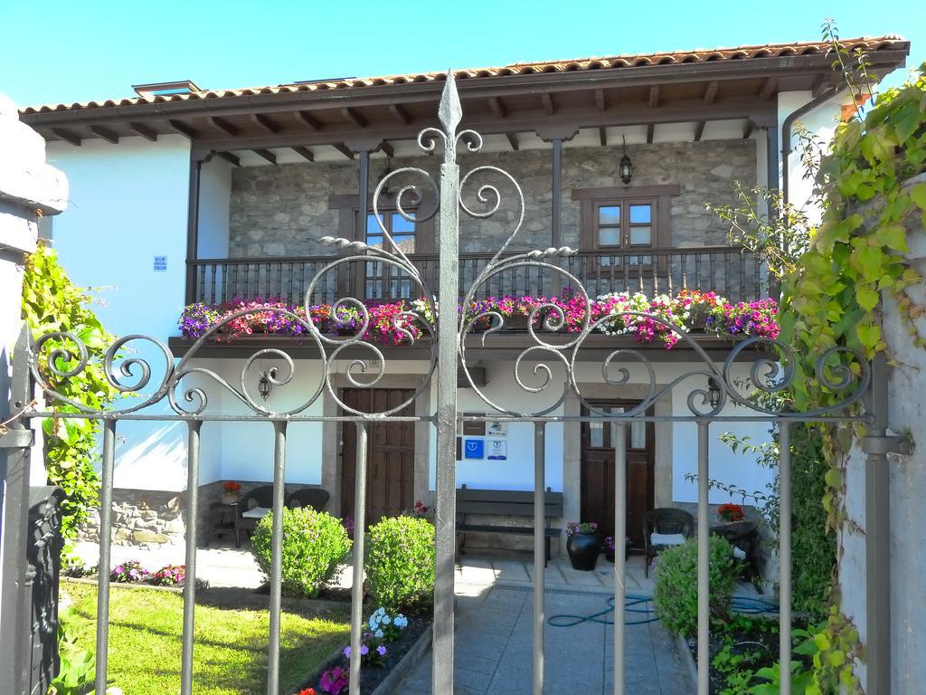 Gasthaus La Casona De Benito Cudillero Zimmer foto